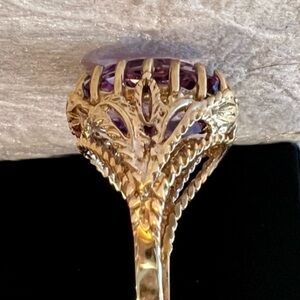 Vintage Estate Giant Amethyst Ring Solid 14k Gold caged prongs Filigree Ring
